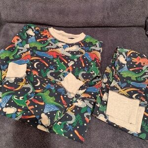 Mini Boden kid pajama set